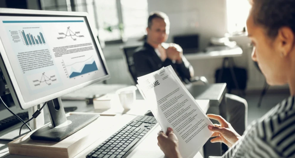 Hr medewerker aan het werk